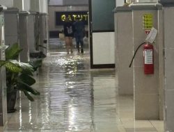 RSUD Jombang Tanggap Hadapi Genangan Akibat Hujan Lebat, Layanan Pasien Berjalan Tanpa Gangguan