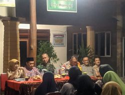 Musdes Mojongapit Memanas: Kades Klaim Prosedural, Kepsek SDN 3 Bongkar Intimidasi Oknum ke Siswa