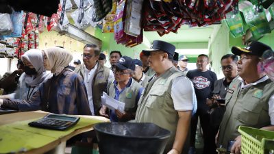 Sidak Jelang Ramadan, Bupati Warsubi Pastikan Stok Aman Harga Stabil!
