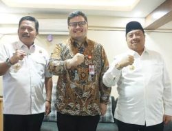 Diskusi Pembangunan Flyover Mengkreng oleh Tiga Pimpinan Daerah: Bupati Jombang, Bupati Kediri, dan Bupati Nganjuk